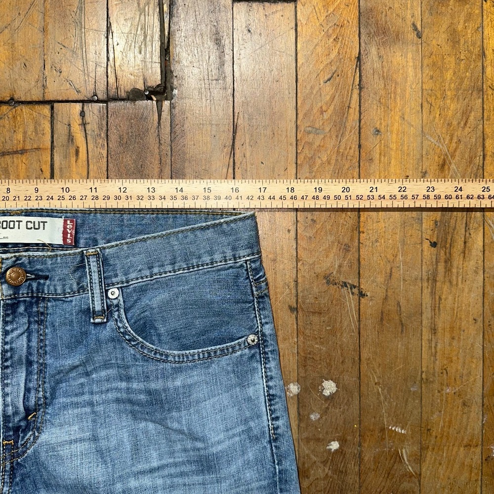 Levi's 527 Jeans Men's Size 33x30 Blue Denim Medium Wash Flat Front Bootcut Leg - Picture 4 of 10
